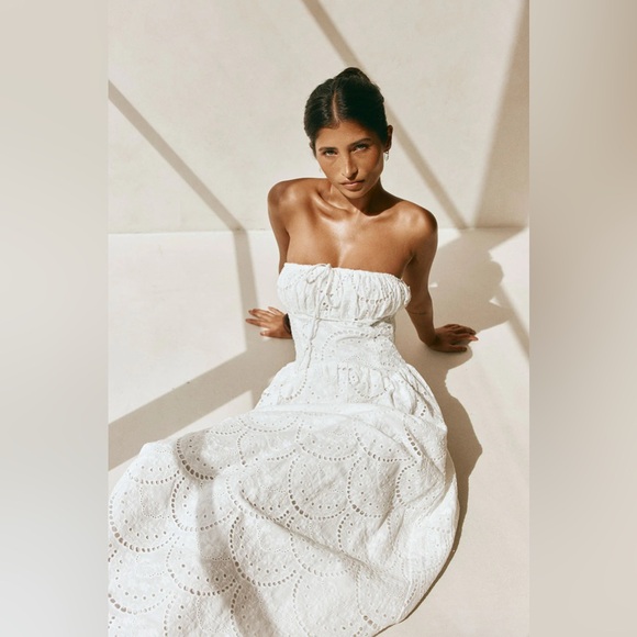 Sabo Skirt White Eyelet Maxi Dress - Picture 6 of 6